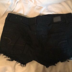 american eagle highwaisted black distressed short